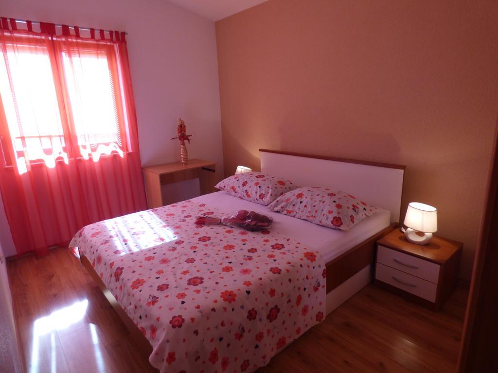 Villa Marica Kaštela Exteriör bild