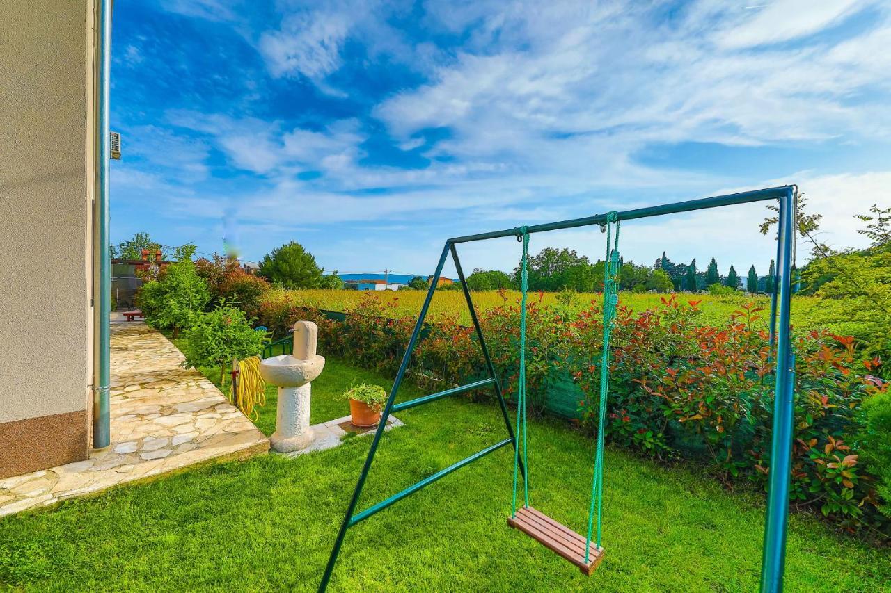 Villa Marica Kaštela Exteriör bild