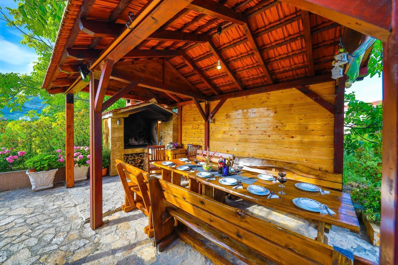 Villa Marica Kaštela Exteriör bild